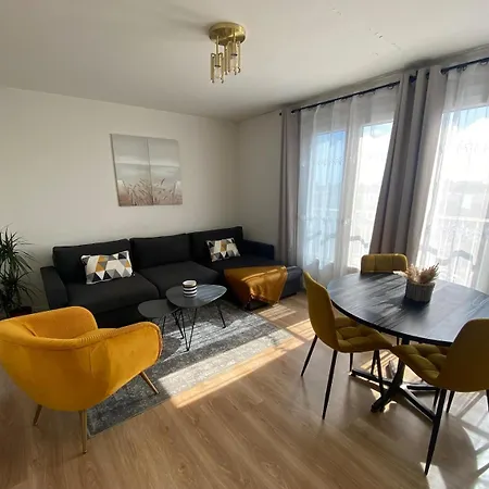 Residence, Beaujoire, Parking Prive, Chateau Apartment Nantes